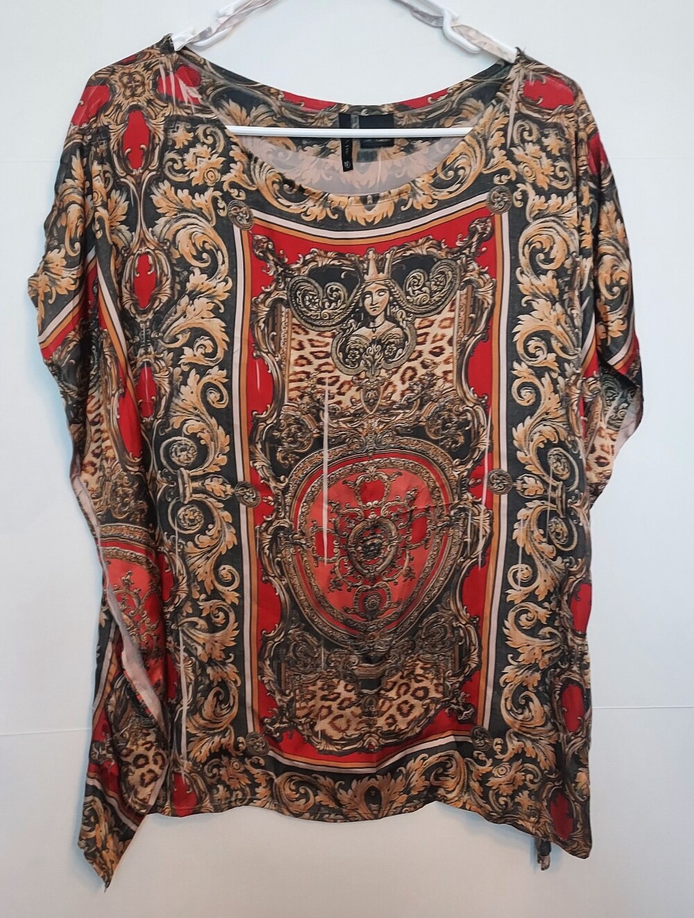 Baroque Print Short Sleeve Women's Top in Red and Gold Size Large New With Tags